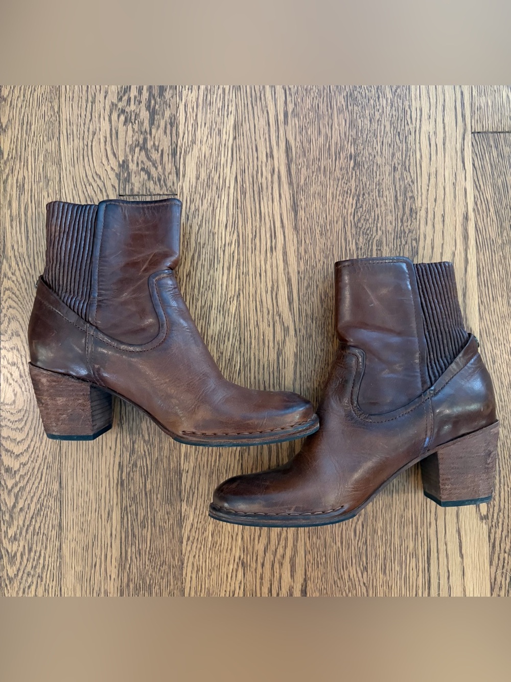 Frye Women's Boots Size 8M Lucinda Scrunch Ankle Dark Brown Leather Block Heel